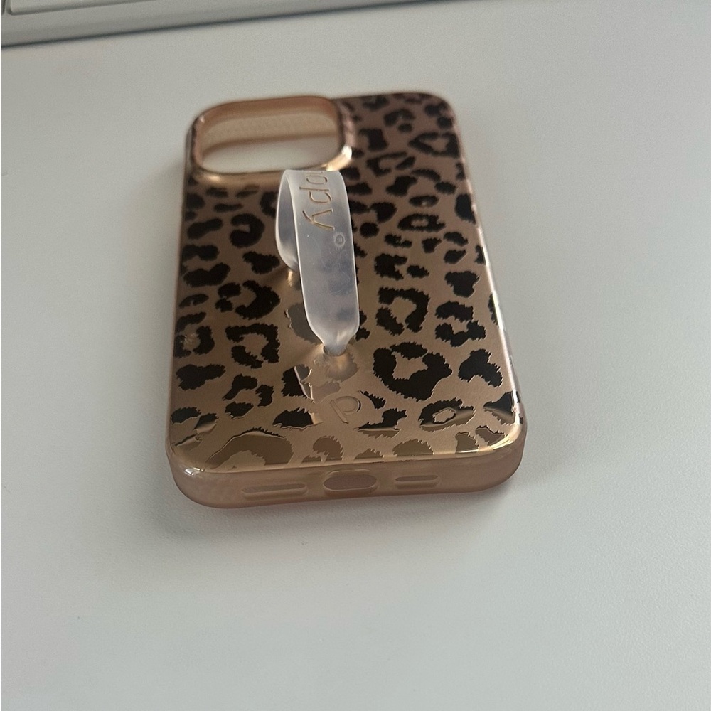 Loopy Case Gold Leopard Print